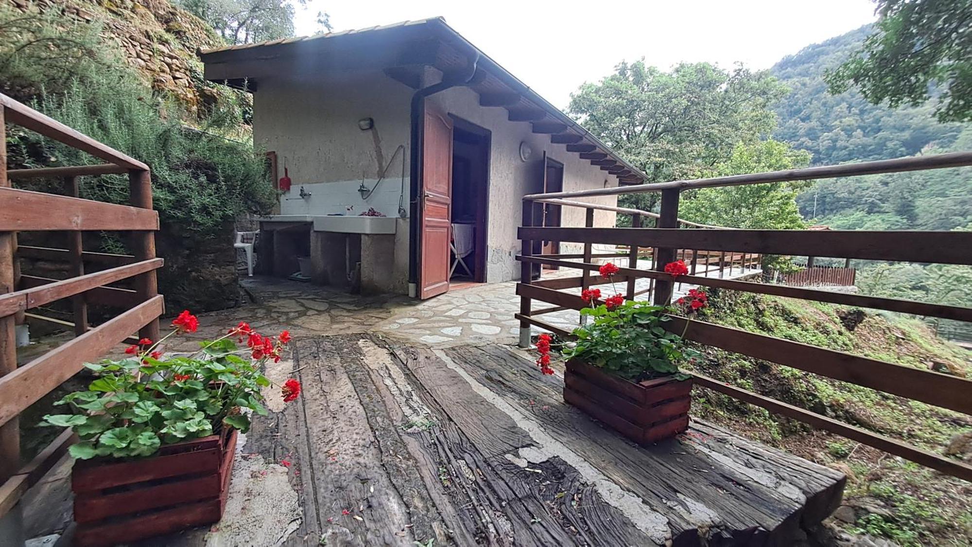 Agricamping Ponteraggio N.1 Hotel Dolceacqua Bagian luar foto
